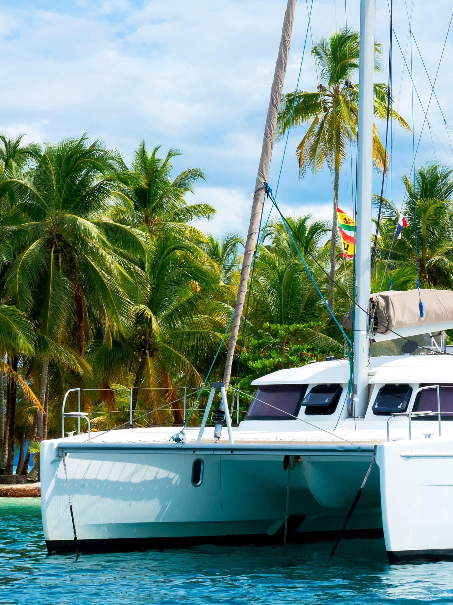Photograph of the Catamaran Atila in San Blas Archipelago, Panama.